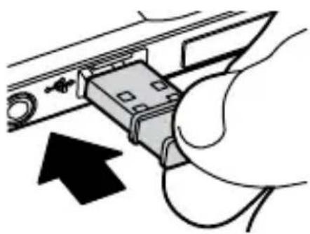 TRONIC TFM 4 C3 - Az USB-kulcs csatlakoztatása 9 : - 1