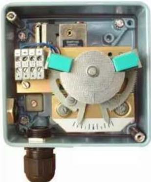 SCHNEIDER SRP981 - ANBAU AN SCHWENKANTRIEBE - 9
