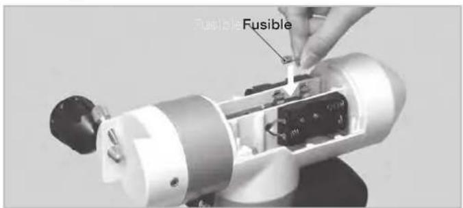 Vixen APZ - Remplacement du fusible - 5
