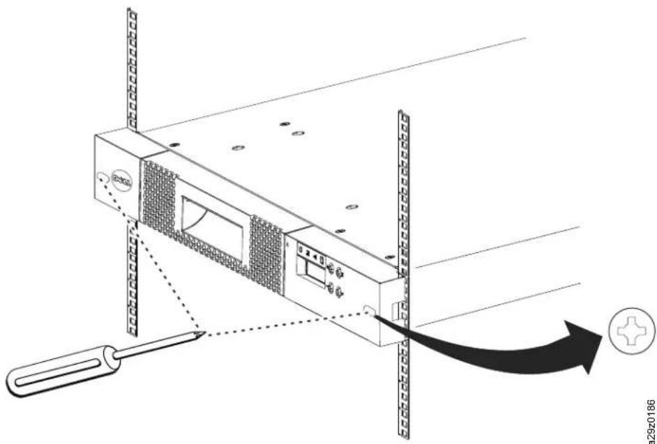 Technical diagram showing a server rack with cable and connector, annotated with a magnified view of the device's internal structure.