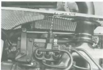 KUBOTA B5100D - Bleeding procedure is as follows: - 2