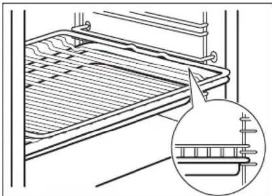 ELECTROLUX EKC54952OK - Vložení příslušenství - 4
