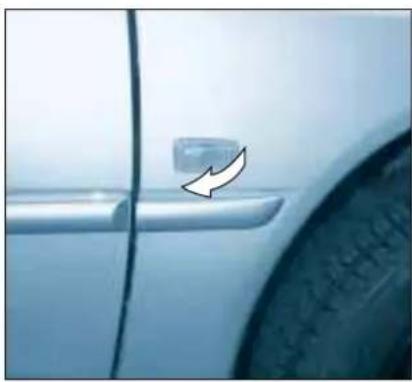 PEUGEOT 306 C (2001) - ÚDRŽBA VAŠEHO PEUGEOTU KABRIOLET 306 - 2