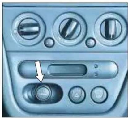 PEUGEOT 306 C (2001) - VÁŠ PEUGEOT KABRIOLET 306 PODROBNĚ - 1