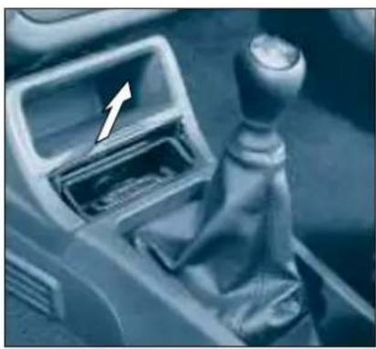 PEUGEOT 306 C (2001) - VÁŠ PEUGEOT KABRIOLET 306 PODROBNĚ - 2