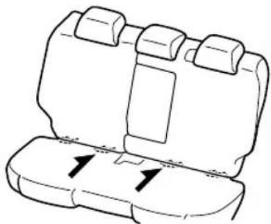 MAZDA 3 Hatchback (2018) - Installation on rear center seat - 1