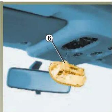 RENAULT Megane (2001) - VNITŘNÍ OSVĚTLENÍ (výměna žárovek) (pokračování) - 2