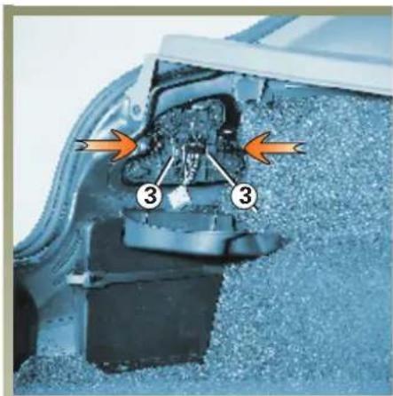 RENAULT Megane (2001) - KONCOVÁ SVĚTLA - DVOUPROSTOROVÉ PROVEDENÍ (výměna žárovek) - 2