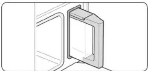 Pure technical line drawing of a door or bracket with no text, numbers, or symbols