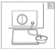 Simple line drawing of a kitchen appliance with a scale and bowl (no text or symbols)