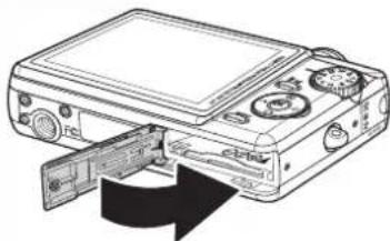 SANYO VPC-E870 - Inserting an SD/MMC Memory Card - 4