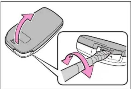 SUBARU Solterra Touring (2023) - Replacing the battery - 2
