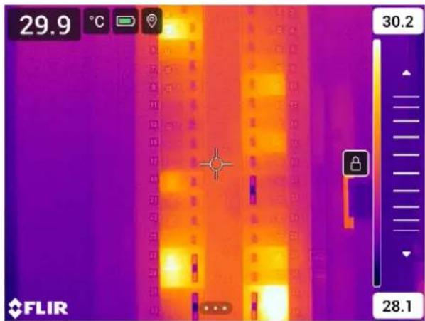 29.9 °C 30.2 FLIR 28.1