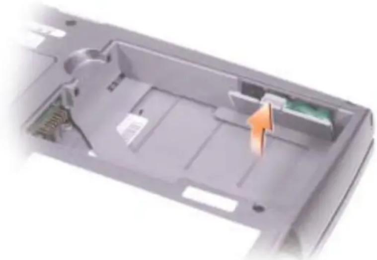 DELL Latitude D505 - Ta ut og sette inn reservebatteri - 3