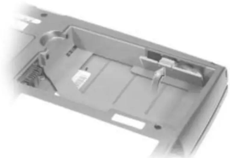 DELL Latitude D500 - Tartalék akkumulátor behelyezése és telepítése - 3