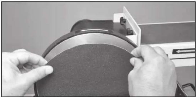 RIKON 50-122 - INSTALLING THE SANDING DISC TABLE - 1