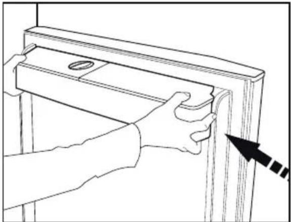 GRUNDIG GSBS13320FX - Vesisäilion puhdistaminen - 2