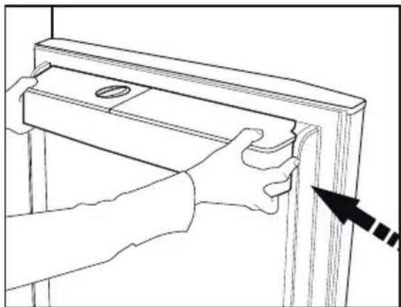 GRUNDIG GSBS13320FX - Cleaning the water tank - 2