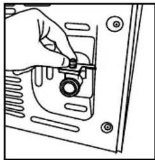 GRUNDIG GSBS15720X - Liitä vesiletku laitteeseen noudattaen seuraavia ohjeita. - 1