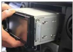 ACV 381162-01-2 - Double DIN Installation Manual - 8