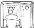 MORPHY RICHARDS 172023 - Preparing Frothed Milk - 2