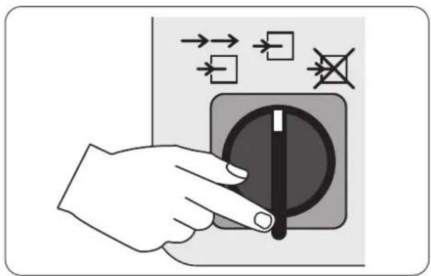 ELECTROLUX IC64821R - Strygning med brug af automatisk ilægning og brug af automatisk foldning - 6