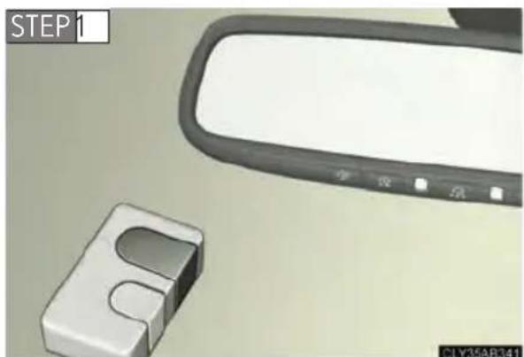 LEXUS IS F (2010) - ■Programming the HomeLink® - 1