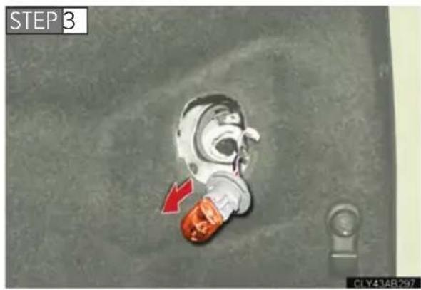LEXUS IS F (2010) - Rear turn signal lights - 3