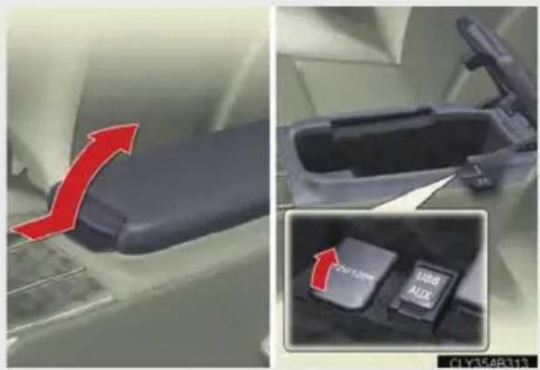 LEXUS IS F (2010) - Power outlet - 1
