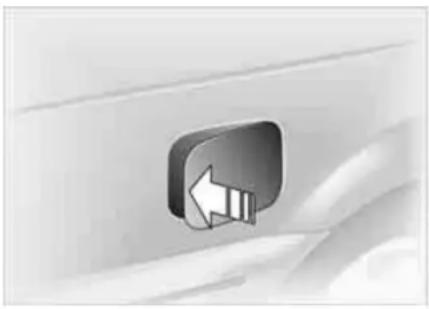 BMW 325Ci Coupe (2005) - Refueling - 1
