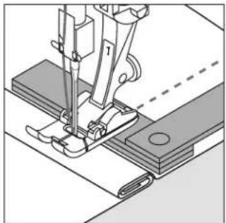BERNINA Activa 240 - Transporteur und Stofftransport mit Höhenausgleichsplättchen - 3