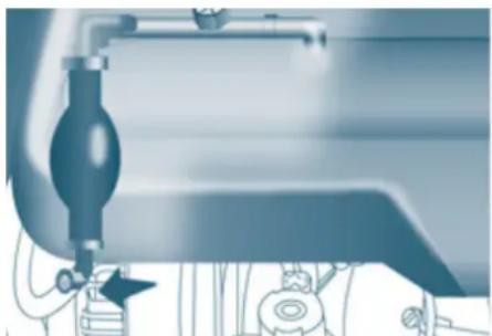 PEUGEOT Expert (2011) - Ablassen des Wassers im Diesel-Kraftstofffilter - 2