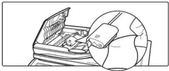 SHARP MX-B382SC - EINZUGSROLLEN DES AUTOMATISCHEN ORIGINALEINZUGS REINIGEN - 4