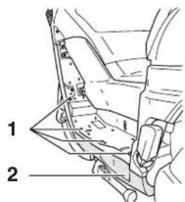 YAMAHA Versity300 (2005) - REGELMÄSSIGE WARTUNG UND KLEINERE REPARATUREN - 2