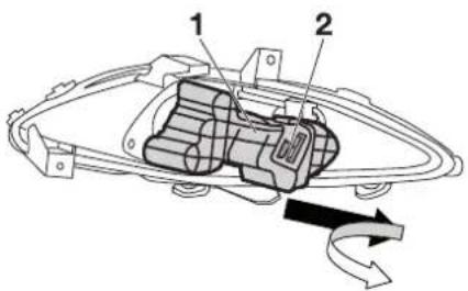 YAMAHA X-max (2010) - Ersetzen einer Rücklicht-/Bremslichtlampe oder einer Lampe des hinteren Blinkers - 2