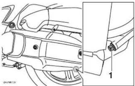 YAMAHA X-max 125 (2010) - REGELMÄSSIGE WARTUNG UND EINSTELLUNG - 2