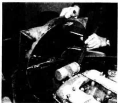 JAGUAR MK1 (1969) - Thermostat - removal, testing and replacement - 2