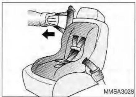 KIA Magentis (2003) - Placing a Passenger Safety Belt Into the Auto Lock Mode - 2