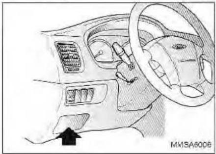 KIA Magentis (2003) - CAUTION - 2