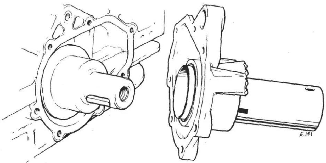 Technical line drawing of two mechanical components: a flanged housing and a cylindrical shaft (no text or symbols)