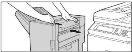 SHARP MX-4500N - Entfernen eines Heftklammernstaus - 1