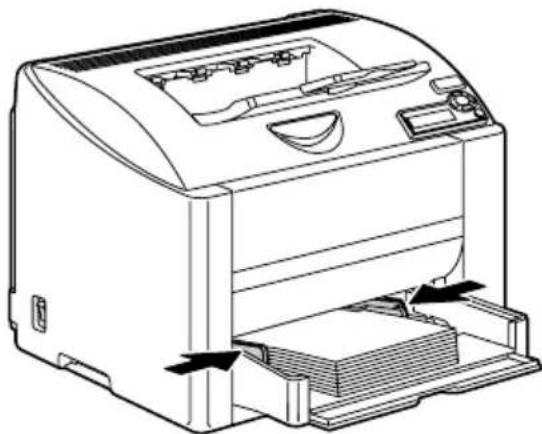 KONICA MINOLTA magicolor 2430 DL - Behälter 1 bei installierter Staubschutzabdeckung füllen - 4