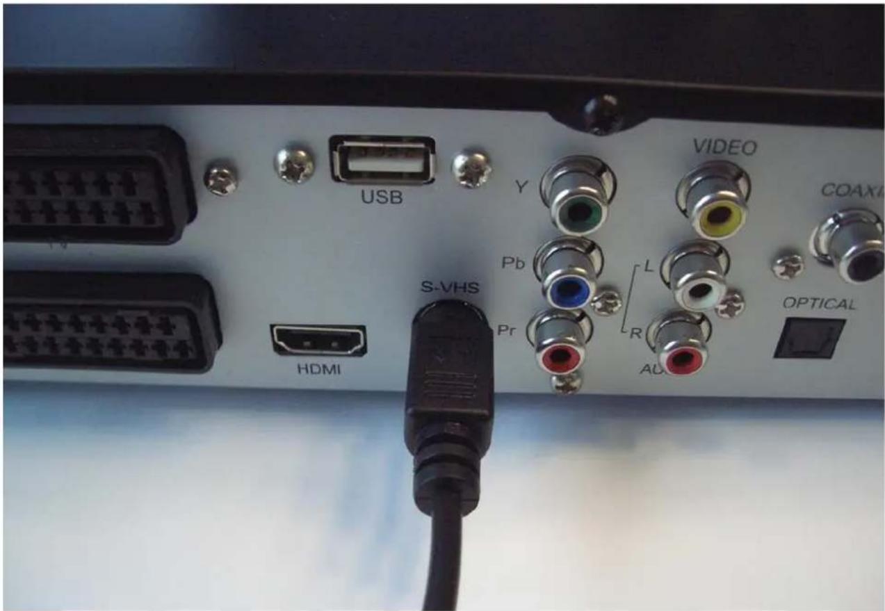 USB S-VHS HDMI VIDEO Y Pb Pr L R AU COAXI OPTICAL