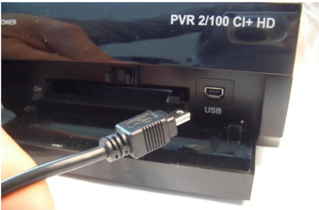 Comag PVR/2 100CI+ HD - Anschluss an einen PC / ein Notebook - 2