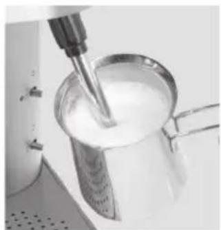 Rommelsbacher EKS 2000 - Frothing milk - 12