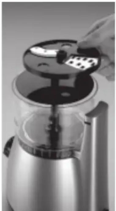 Gastroback Food Processor Basic - Das Gerät ist NICHT geeignet für die Verarbeitung von Muskatnüssen, Kaffeebohnen, Getreide oder ähnlich harten Nahrungsmitteln. - 1