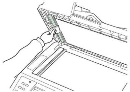 KYOCERA FS-3640MFP/KL3 - Weiße Führung reinigen. - 1