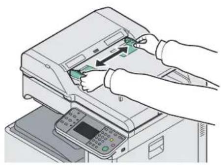 KYOCERA FS-C8525MFP/KL3 - Breitenführungen ausrichten. - 1