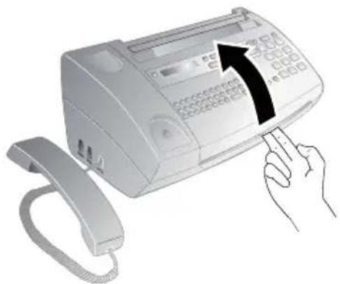 Illustration of a digital fax with a hand pressing a button on the phone, showing Chinese text labels.