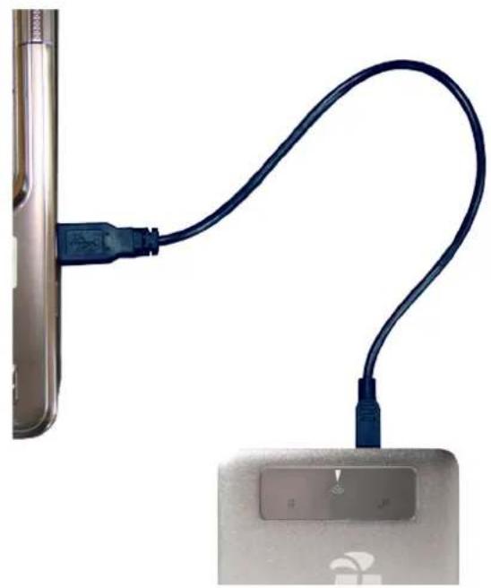 Digittrade RS256 - Anschluss an USB 3.0 / 2.0 Steckplatz - 1